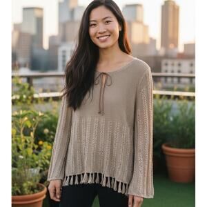 Vintage 90’s Max Studio Boho Tan Knit Long Sleeve Fringe Hem Long Sleeve Top M/L